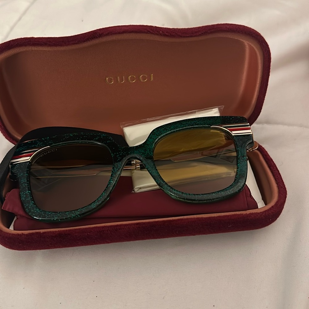 Gucci glasses